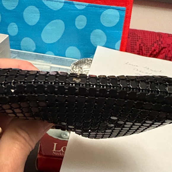 Elegant Vintage Black Mesh Coin Purse ( From Hong Kong) - Picture 5 of 8